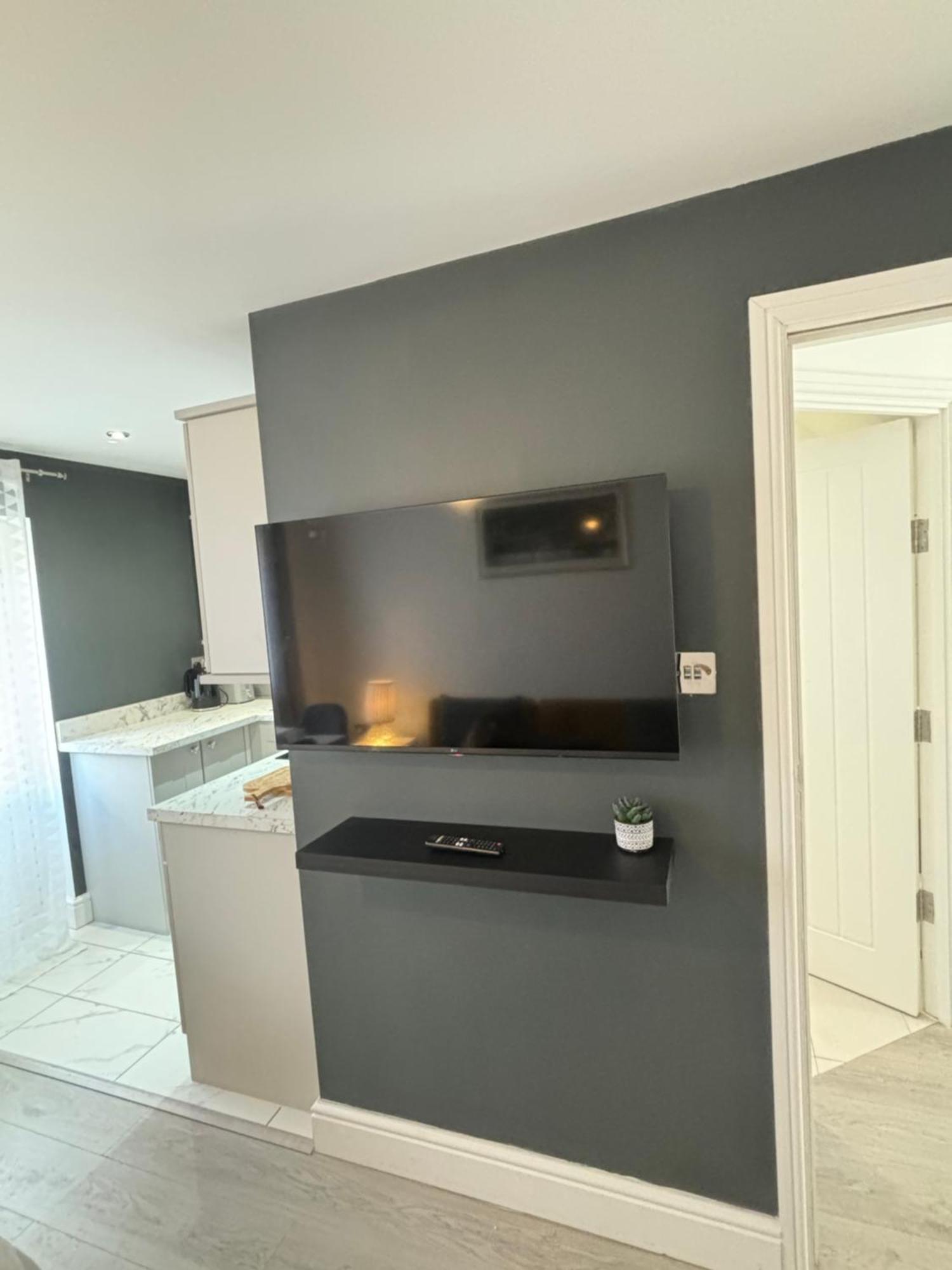Cosy Modern Flat With Garden Appartement Birmingham Buitenkant foto